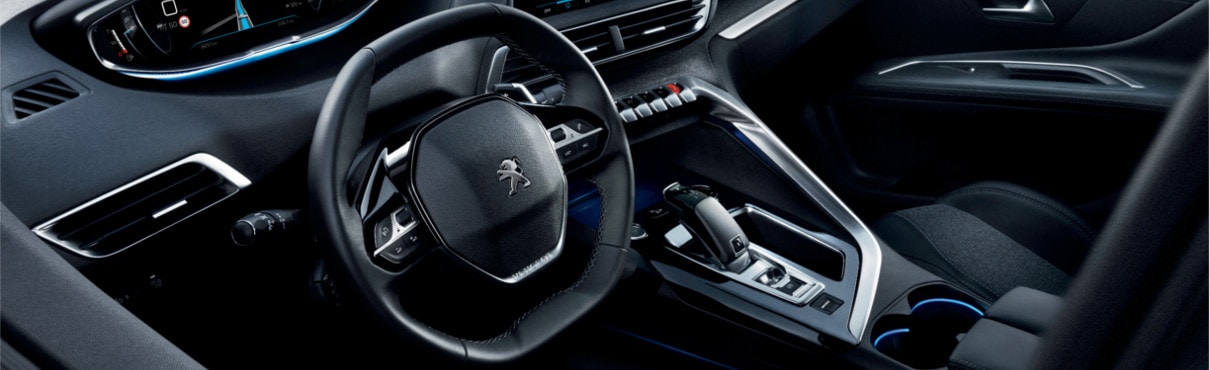 Peugeot 5008 I Cockpit