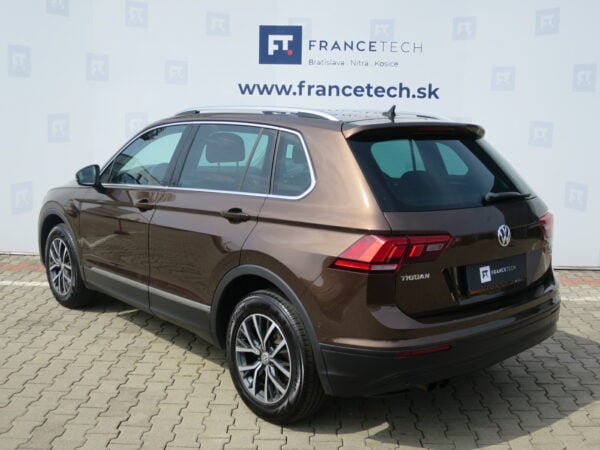 VOLKSWAGEN TIGUAN  1.4TSi COMFORTLINE 4MOTION AT6 - Image 3