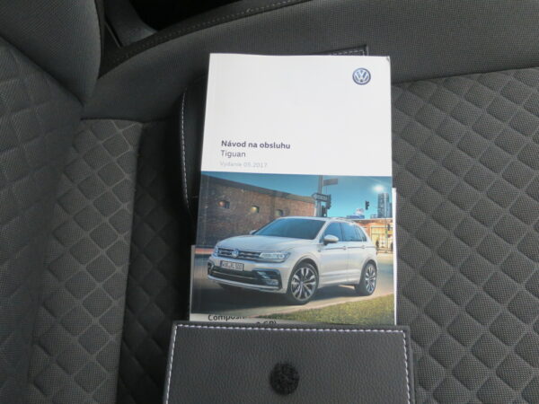 VOLKSWAGEN TIGUAN  1.4TSi COMFORTLINE 4MOTION AT6 - Image 10