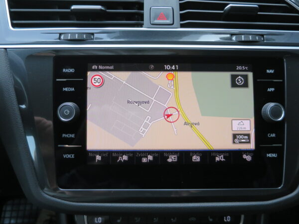 VOLKSWAGEN TIGUAN  1.4TSi COMFORTLINE 4MOTION AT6 - Image 13