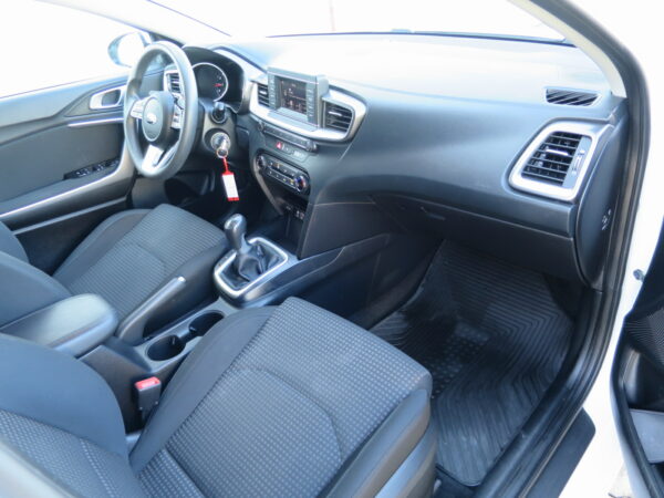 KIA CEE´D 1.4 MPi AMBER - Image 7