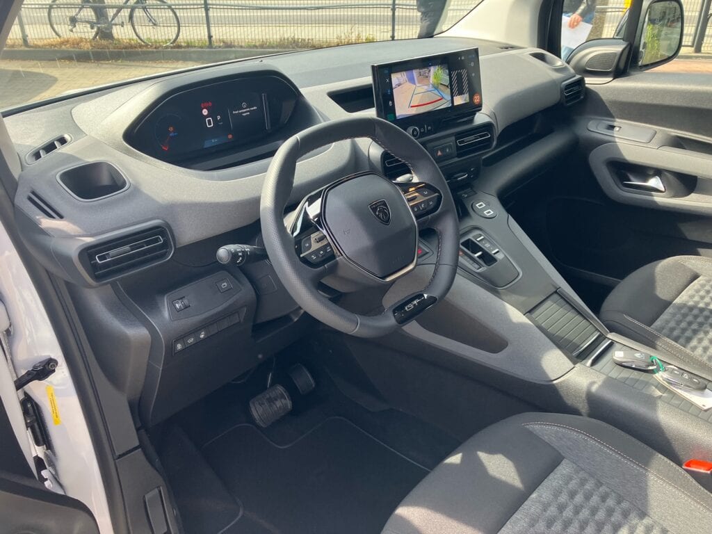 image3
