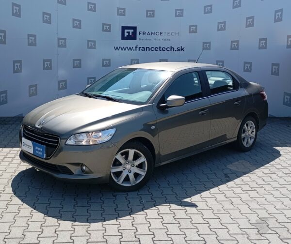 Peugeot 301 1.6 benzín AT6