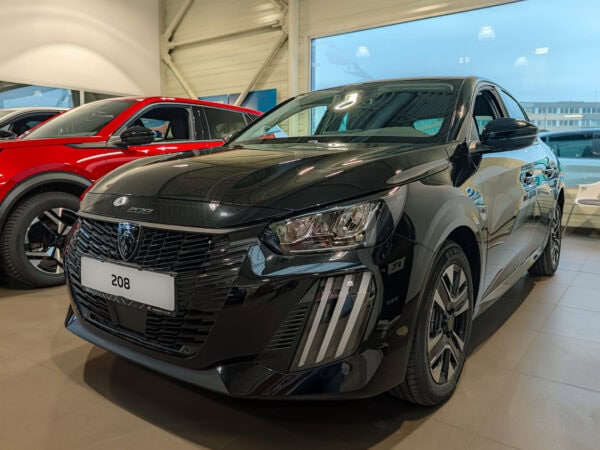 PEUGEOT 208 ALLURE 1.2 Hybrid 110k e-DCS6