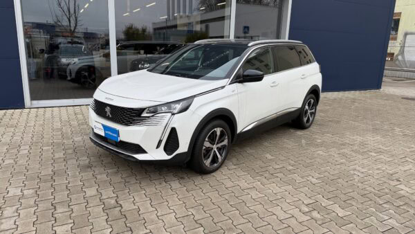 PEUGEOT 5008 1,5 BlueHDi GT EAT8