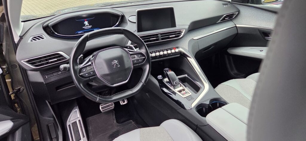 e8ce0877-bb2d-4e13-b209-a924a9bb1757