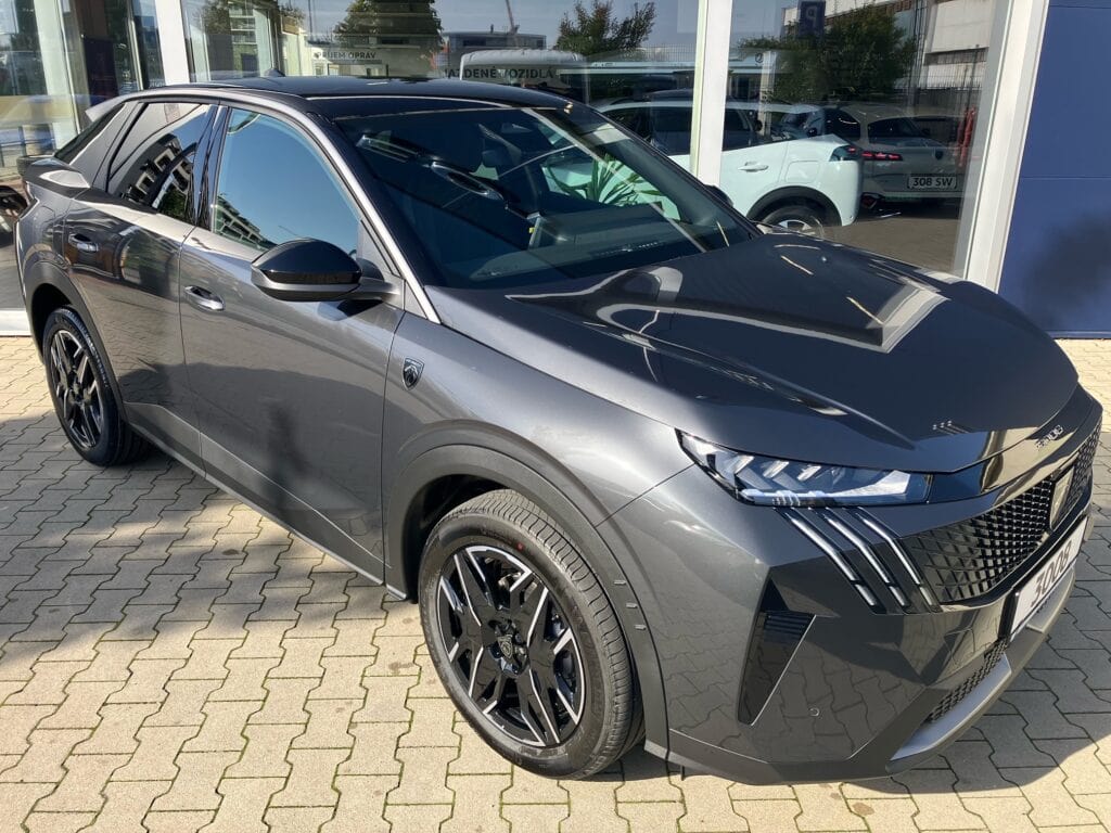 3_3008_GT_Sivá_1JM0_PP