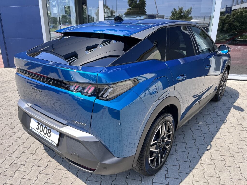 4_3008_Allure_Modrá_DPM0_Hybrid_PZ