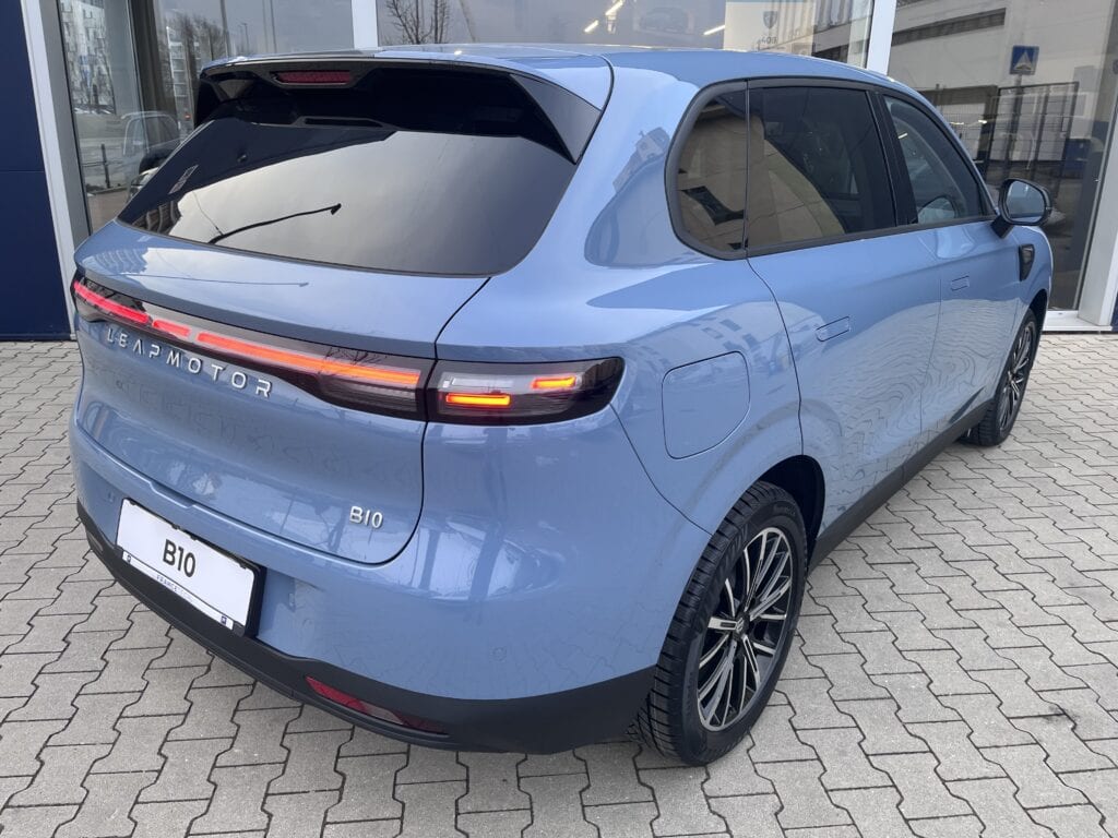 5.B10_DesMax_modrá_PZ