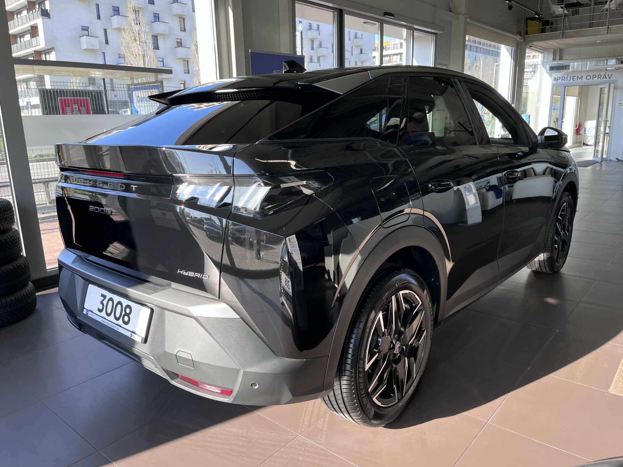 5_3008_Allure_Čierna_9VM0_Hybrid_PZ