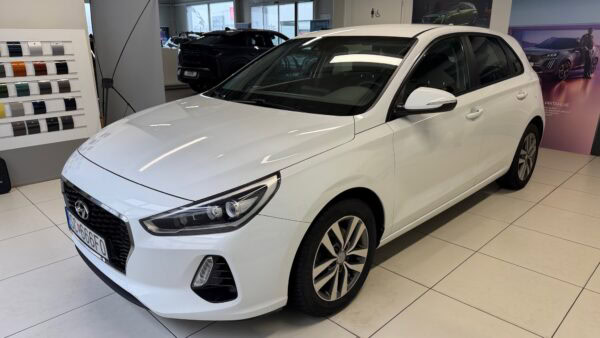 HYUNDAI i30 1,6 CRDi A7