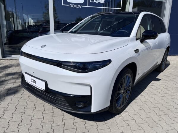 LEAPMOTOR C10 REEV Design 215k 28,4 kWh