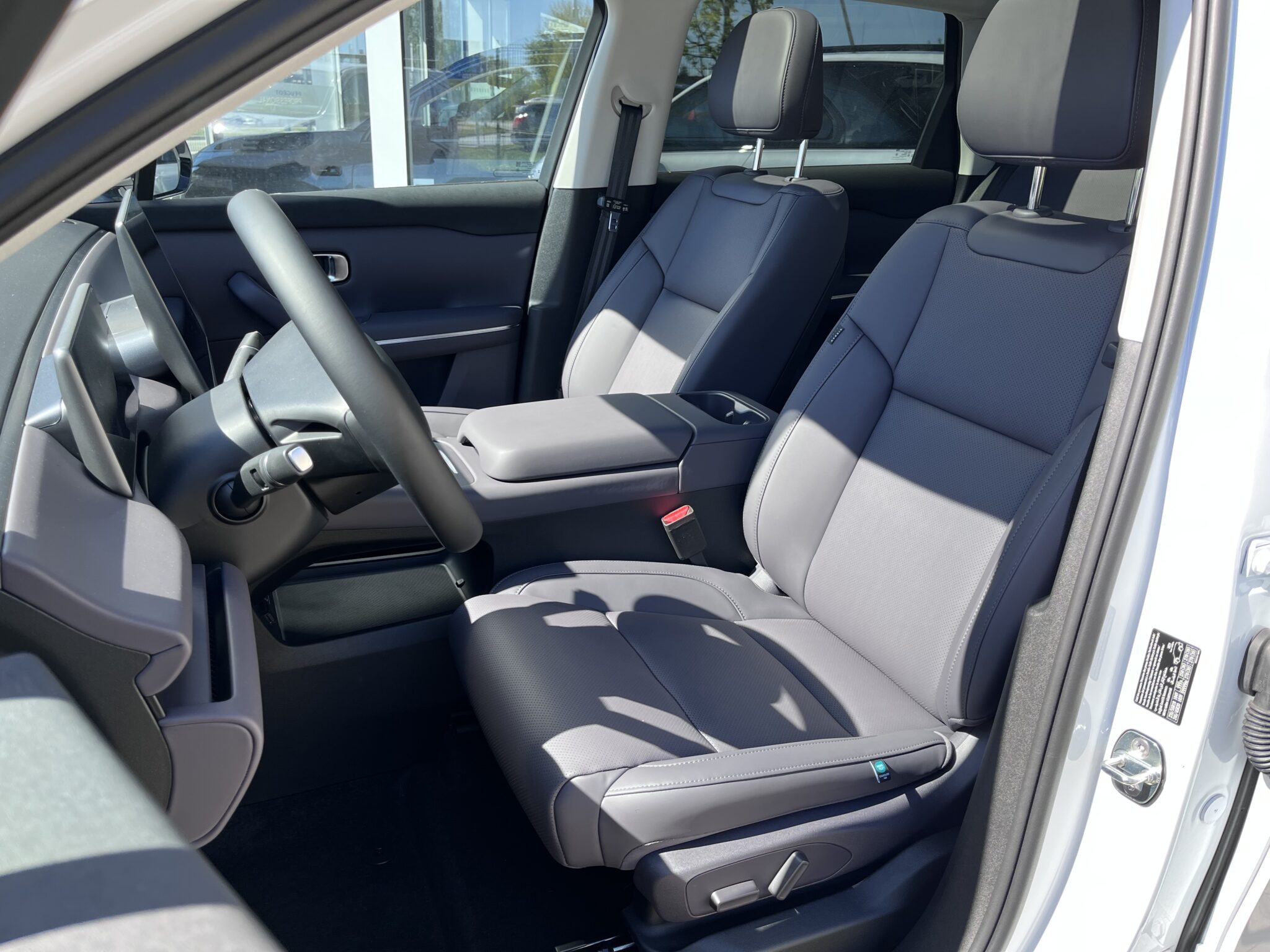 6. LM_C10_Reev_Int1_Biela