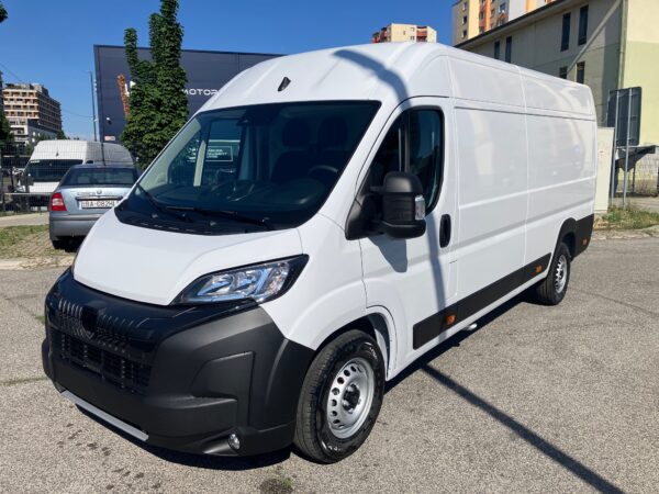 Peugeot Boxer Furgon 435 L4H2 2.2 BlueHDi 180k