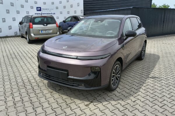 LEAPMOTOR B10 Design REEV 217k 18,8 kWh