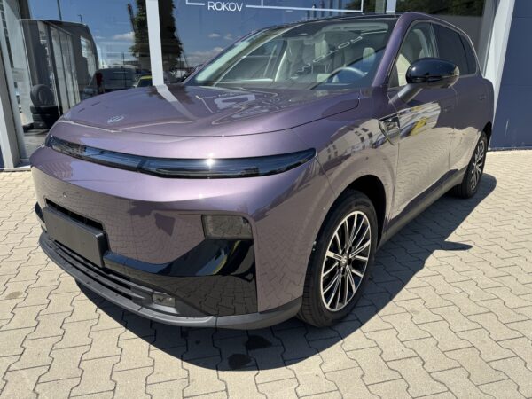 LEAPMOTOR B10 Design REEV 217k 18,8 kWh