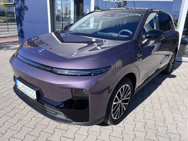 LEAPMOTOR B10 Design Max 217k 67,1 kWh Fialová Dawn – OKTÓBER