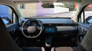 t03_interior_1