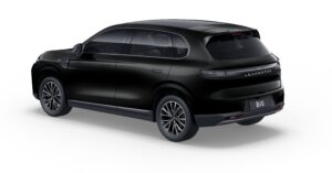 b10_metallic_black_2