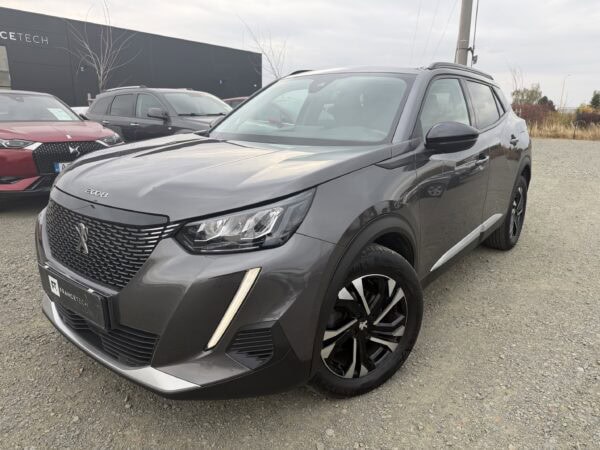 PEUGEOT 2008 1.2 PureTech ALLURE 130k